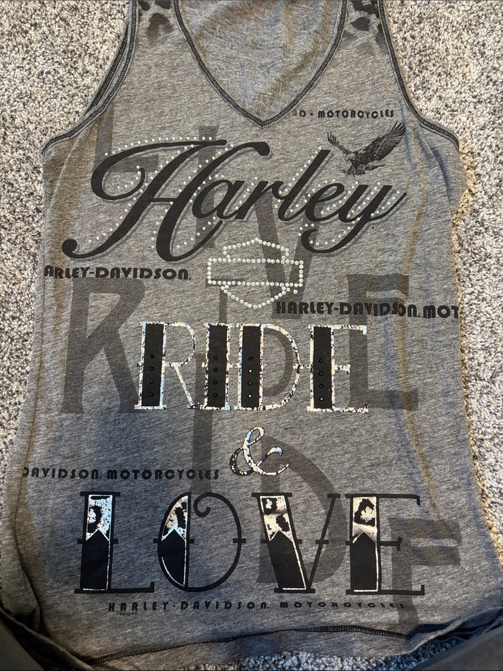 NWT Vintage Y2K Harley-Davidson Gray Graphic Tank Top with Rhinestone Detail
